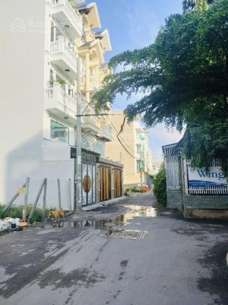 Đất Thổ Cư Gò Vấp 240m2, Đường xe hơi 7m thông, chỉ (66 triệu/m2), gần Chợ Xóm Mới, Bờ Kè Vàm Thuật