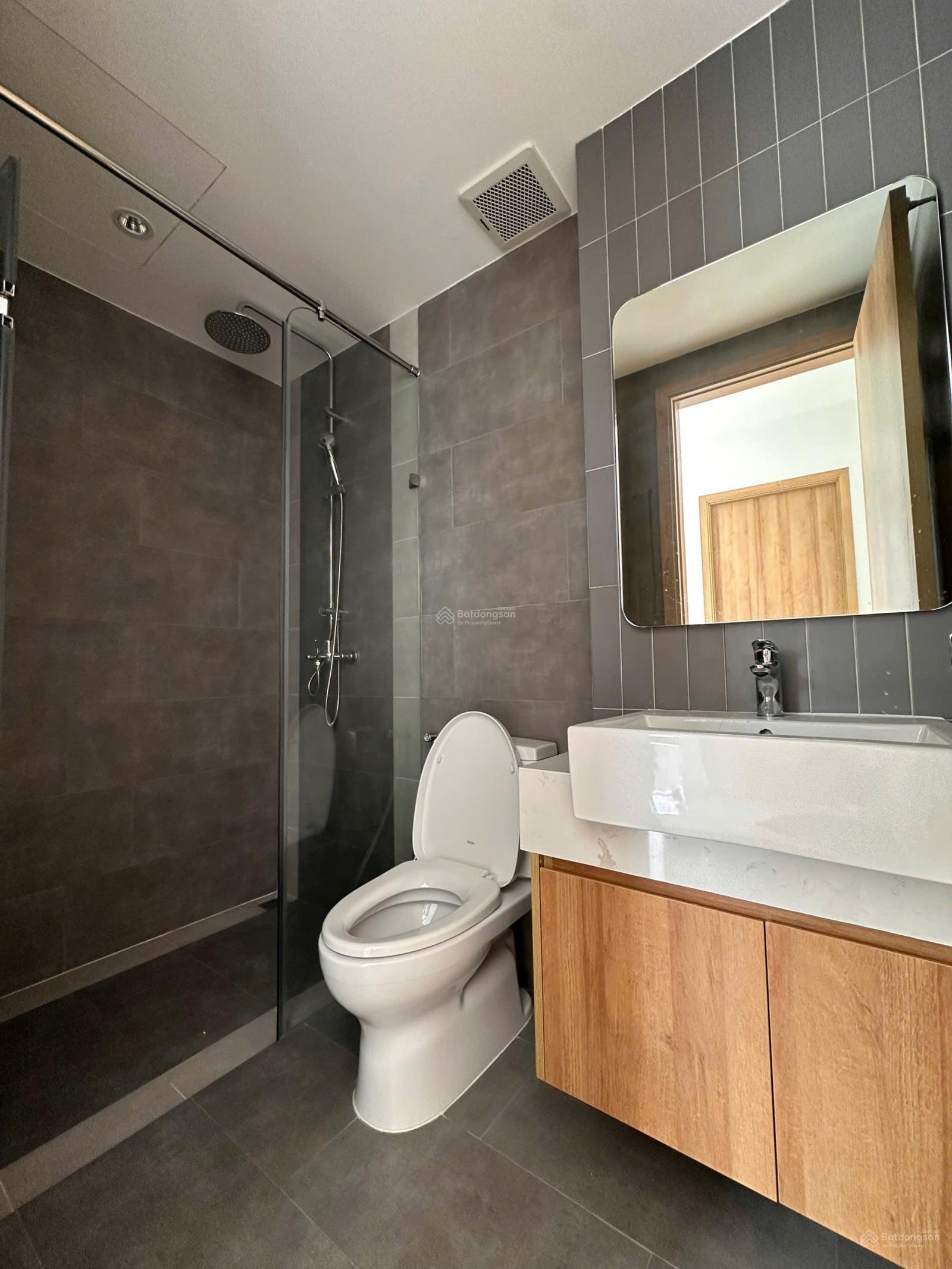 Căn Hộ Cạnh Dlusso giá tốt 3pn-2wc Giá 13.5 tỷ 100tr/m2 Duplex Thông Tầng 22-23 LH Em 0906 893 ***.