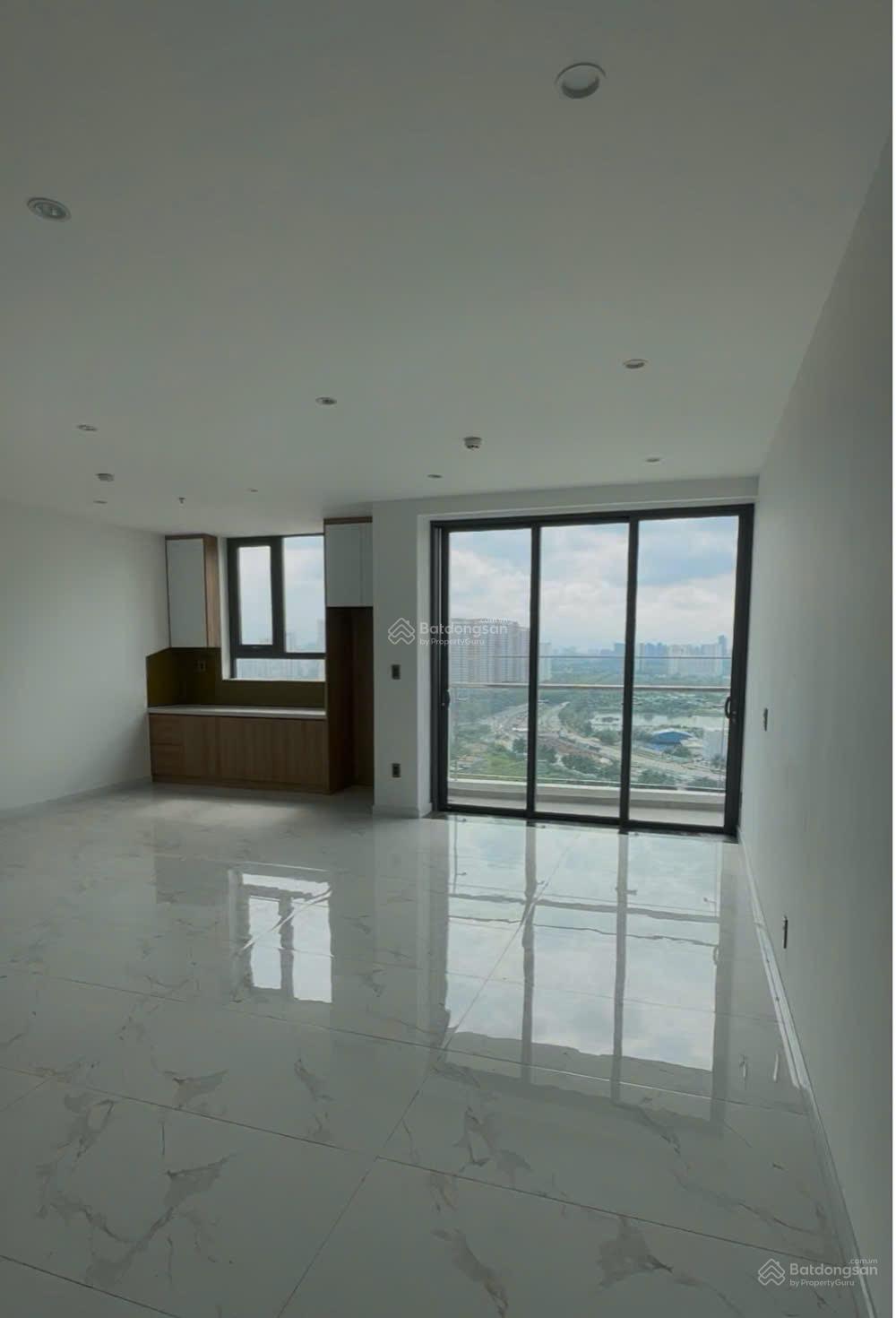 Căn Hộ Cạnh Dlusso giá tốt 3pn-2wc Giá 13.5 tỷ 100tr/m2 Duplex Thông Tầng 22-23 LH Em 0906 893 ***.