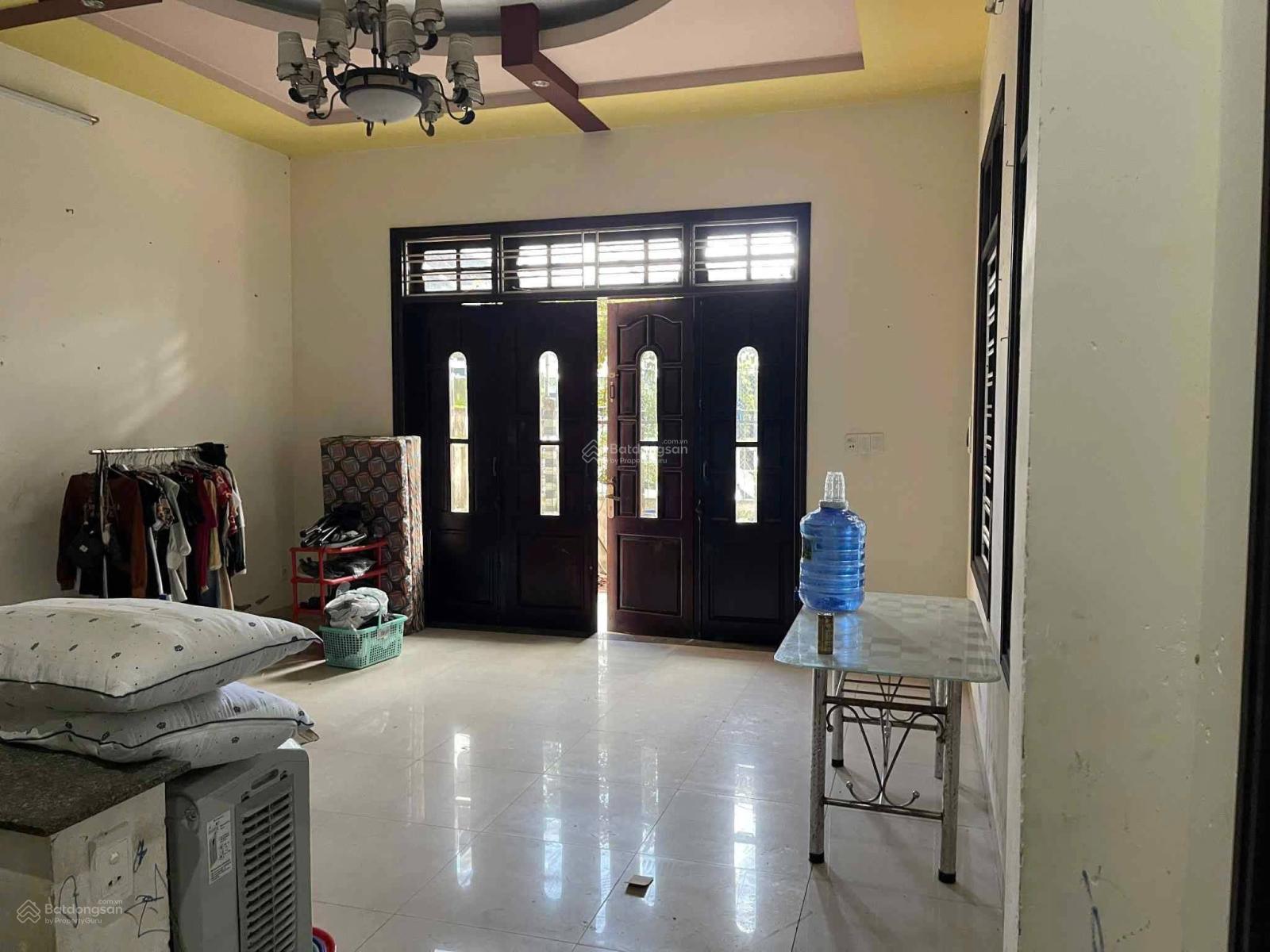 Cho thuê nhà nguyên căn kiệt Trưng Nữ Vương - Hải Châu. Diện tích: 120m2 x 3 tầng (ngang 6,5m)