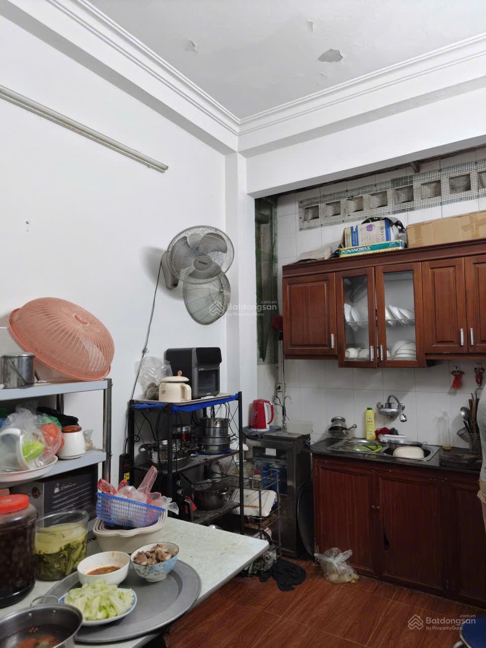 Chủ ngộp bank bán nhanh nhà dân xây phố Lạc Long Quân, Trịnh Công Sơn 50m mt4.1 giá chỉ 14 tỷ Chủ ngộp bank bán nhanh nhà dân xây phố Lạc Long Quân, Trịnh Công Sơn 50m mt4.1 giá chỉ 14 tỷ