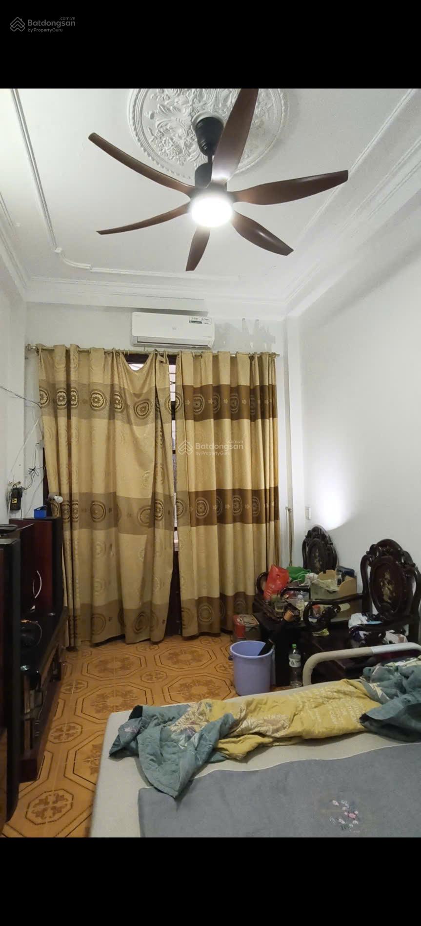 Chủ ngộp bank bán nhanh nhà dân xây phố Lạc Long Quân, Trịnh Công Sơn 50m mt4.1 giá chỉ 14 tỷ Chủ ngộp bank bán nhanh nhà dân xây phố Lạc Long Quân, Trịnh Công Sơn 50m mt4.1 giá chỉ 14 tỷ