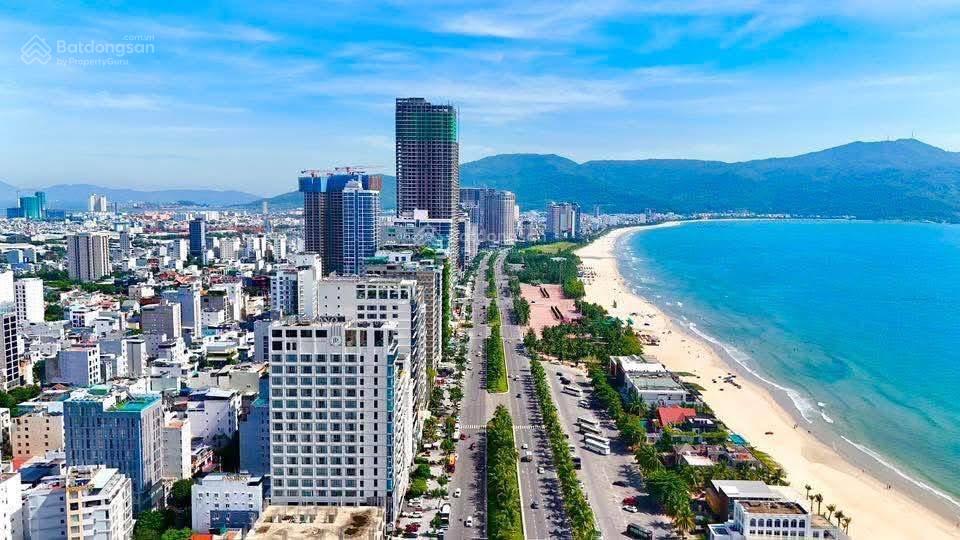 Bán lô góc 2MT đường Hồ Nghinh . Diện tích 153,8m2 - Phố khách sạn , nhà hàng - giá 50 tỷ