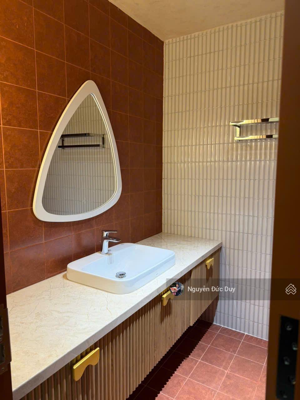 Penthouse địa trung hải độc bản 217m2 4PN siêu VIP. View trực diện sông nhà mới 100% Penthouse địa trung hải độc bản 217m2 4PN siêu VIP. View trực diện sông nhà mới 100%