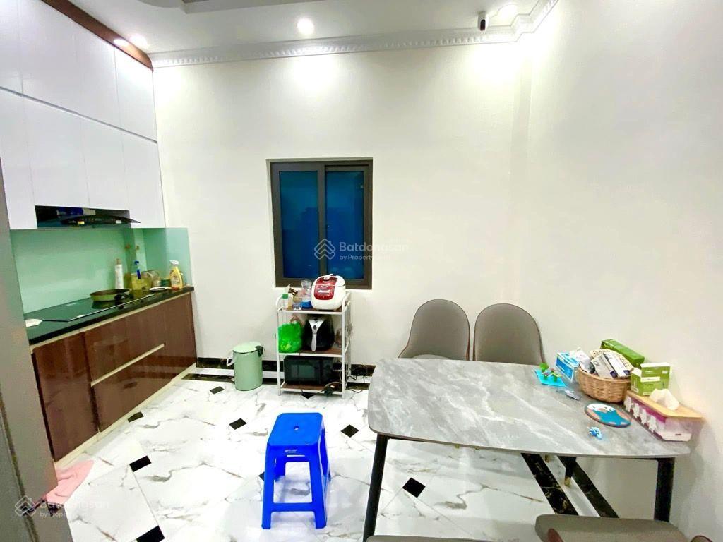 Bán Nhà riêng tại Lương Khánh Thiện, 9,5 tỷ, 40m2, 4PN, 6WC, view đẹp