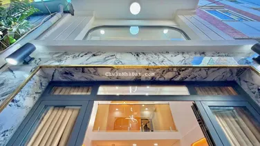 Bán nhà 3 tầng gần hàng xanh điện biên phủ khu D2 giá 5 tỷ 680 bớt lộc