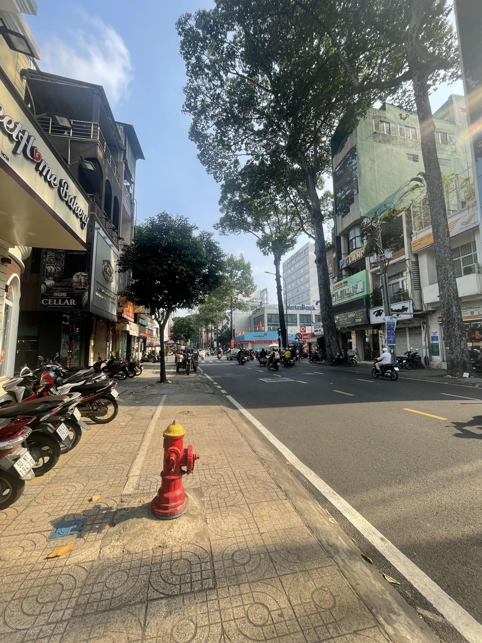 Toà văn phòng 2 mặt tiền Cao Thắng Q3 8 Tầng chỉ 68 tỷ