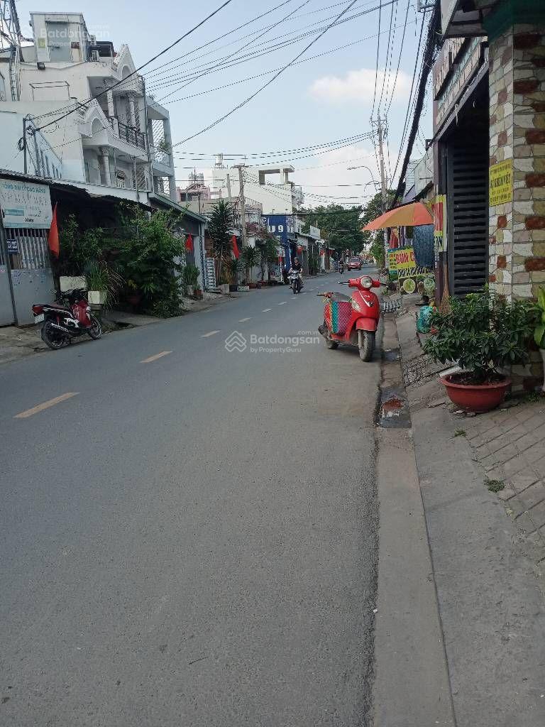 Bán nhà 3 tầng Mặt Tiền kinh doanh đường HÀ HUY GIÁP, phường THẠNH XUÂN, Q12, dt140m( 4x35). 13ty