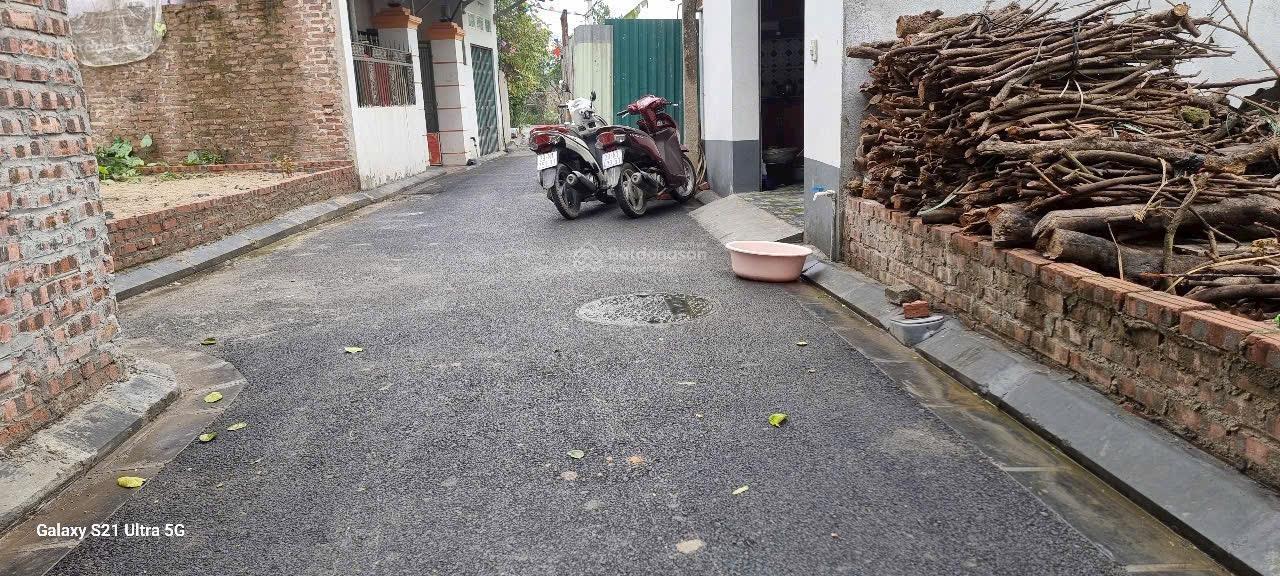 BÁN ĐẤT XÓM GÀ  CỔ LOA  ĐÔNG ANH  HÀ NỘI  Giá bán 4.850 tỷ.  Diện tích: 54.5m2