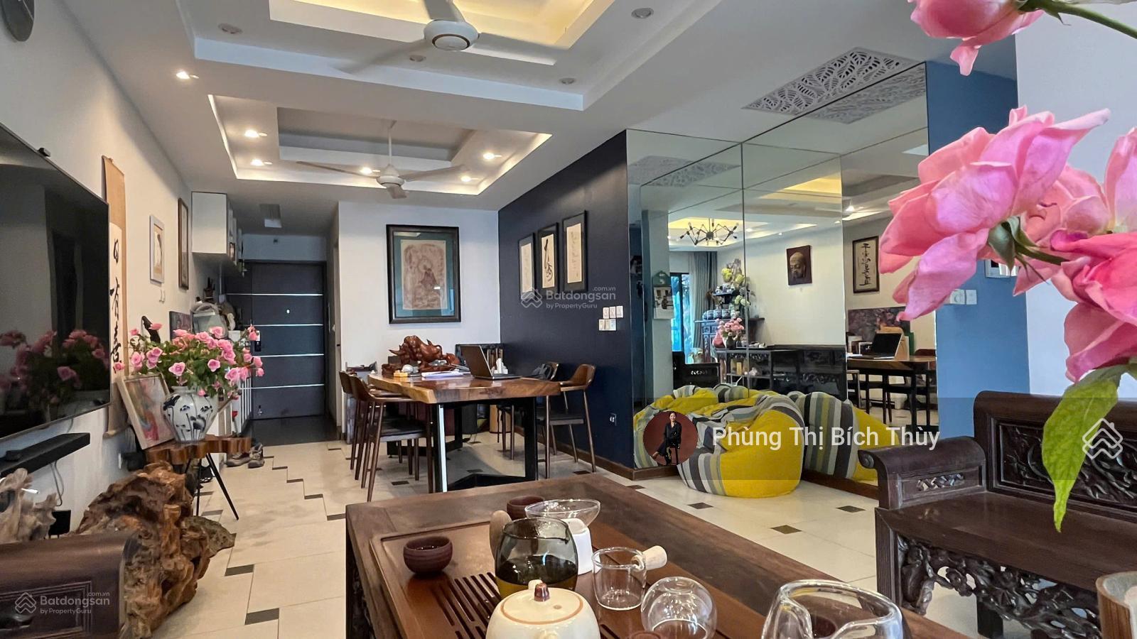 Bán gấp trước tết! Căn chung cư TSQ- Mỗ Lao- hoàn thiện đẹp- view triệu đô- 190m2- 4PN- VS- 13.2 tỷ Bán gấp trước tết! Căn chung cư TSQ- Mỗ Lao- hoàn thiện đẹp- view triệu đô- 190m2- 4PN- VS- 13.2 tỷ