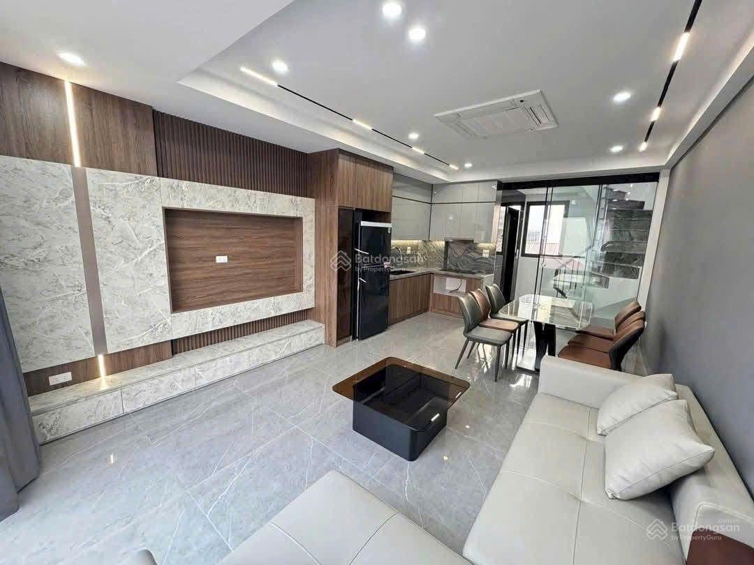 BÁN NHÀ NGUYỄN SƠN, 38M ,THANG MÁY,GARA Ô TÔ ,PHUN NỘi THẤT ,CHỈ 13.2 TY BÁN NHÀ NGUYỄN SƠN, 38M ,THANG MÁY,GARA Ô TÔ ,PHUN NỘi THẤT ,CHỈ 13.2 TY