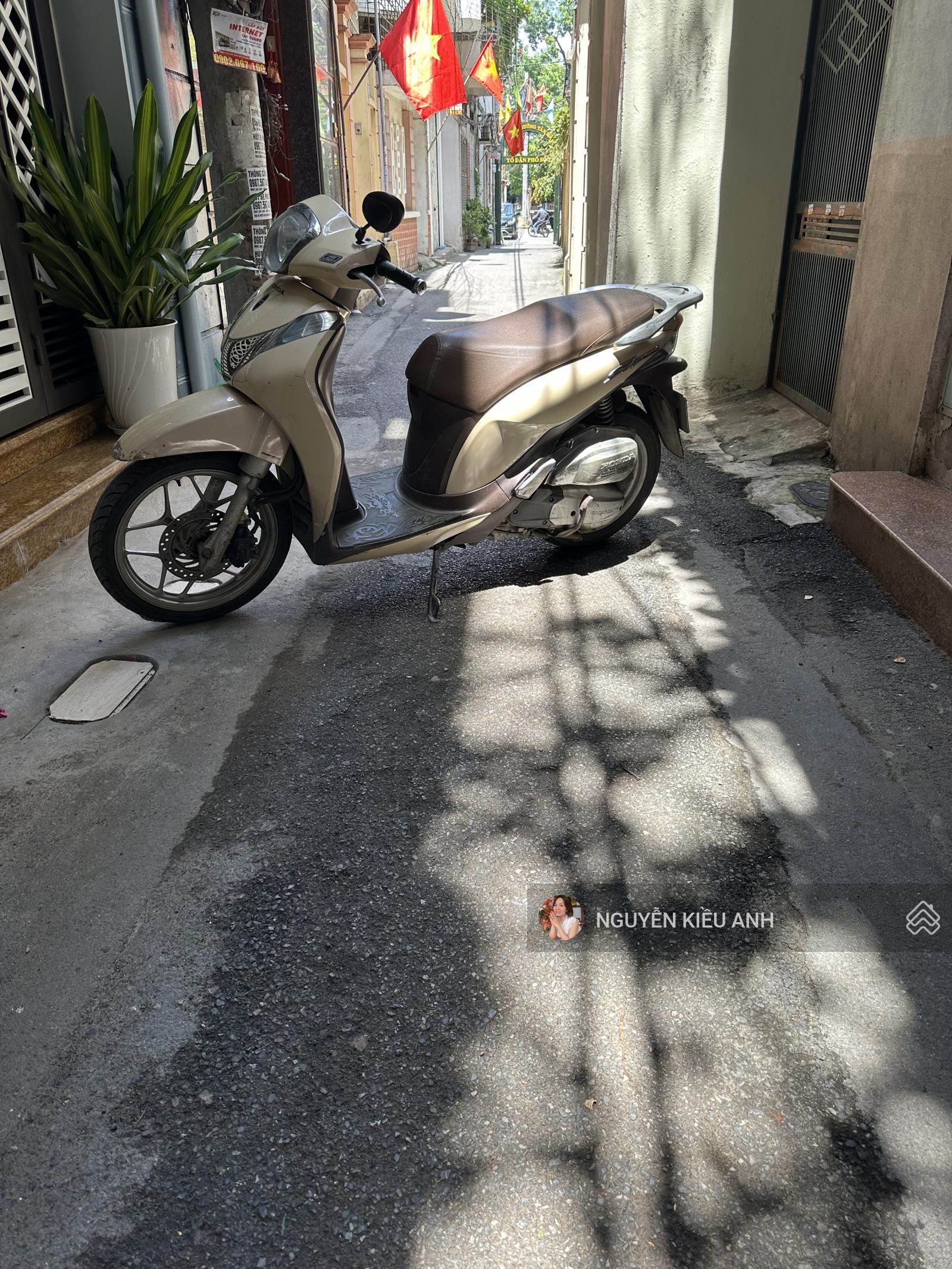 Bán nhà ngõ thông KD 61 M 4T KCBT - MT VÀ HÌNH THỬA SIÊU VIP- 20m ra oto tránh SĐCC A4 chỉ 11,5 tỷ