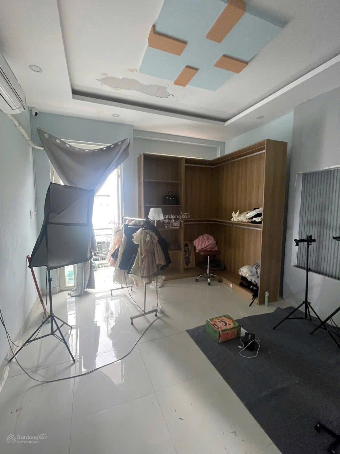 Bán nhà Hương Lộ 2 . Dt 4* 14 m cn 55 m2 nhà đẹp hẻm đẹp giá 5 ty350 Tl