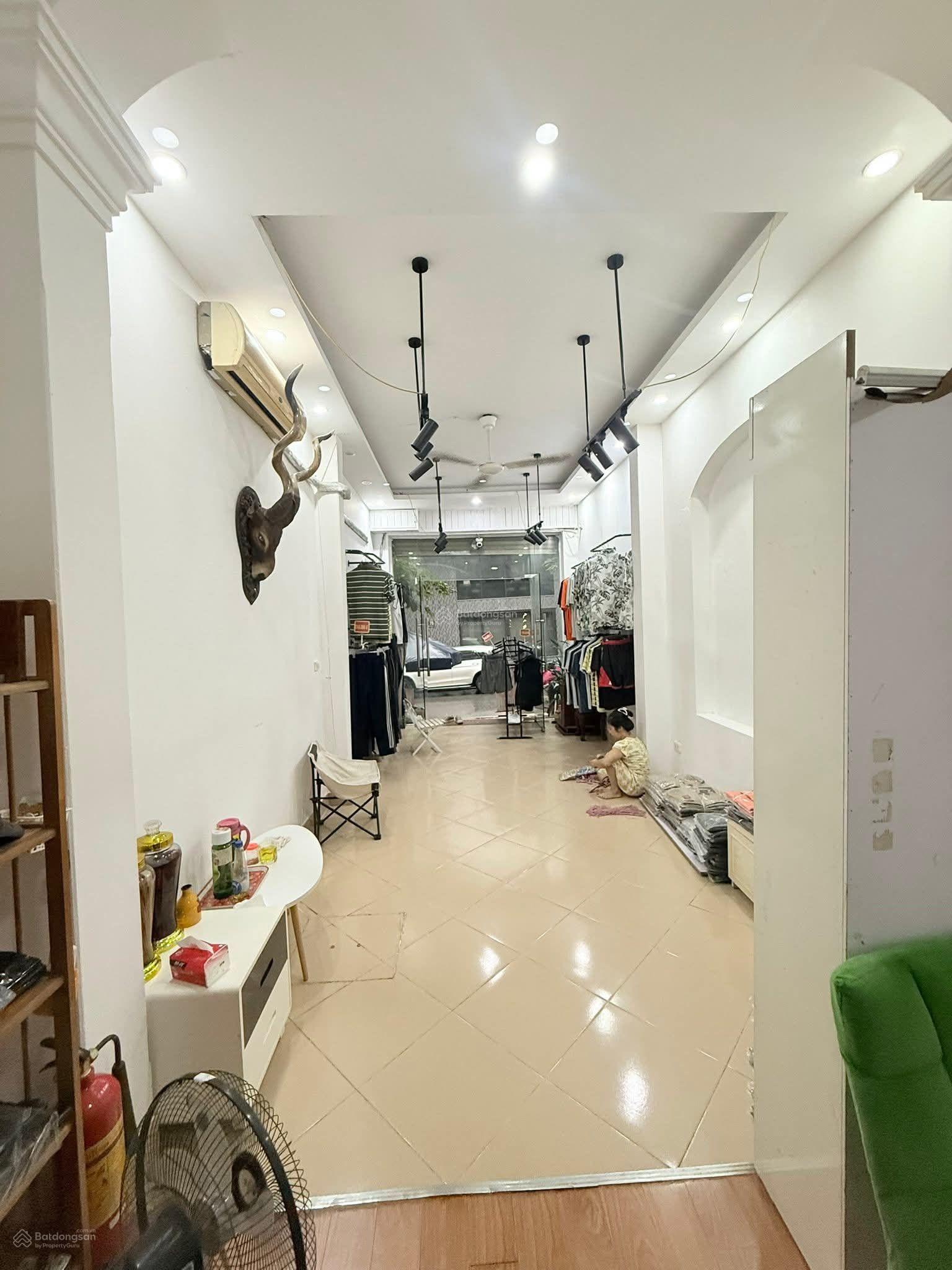 Duy nhất một căn mặt phố Trần Quang Diệu, Đống Đa. Diện tích 36m2, 6 tầng, MT 3.5m Kinh Doanh Đỉnh