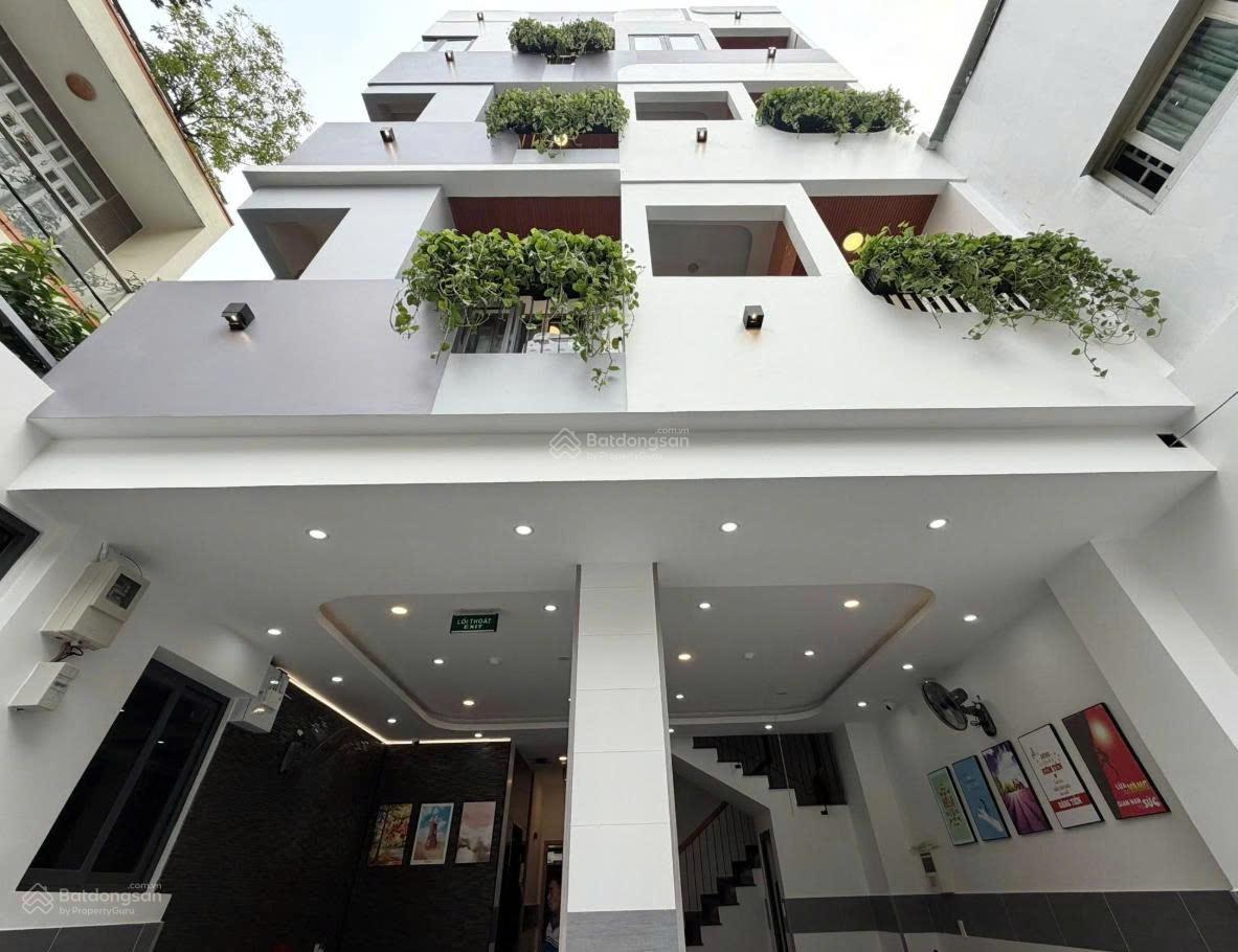 Hẻm xe hơi 7 chỗ - Cao Thắng Phường 12 View Hà Đô - 101m2 ngang 6.3m 14 phòng cao cấp.