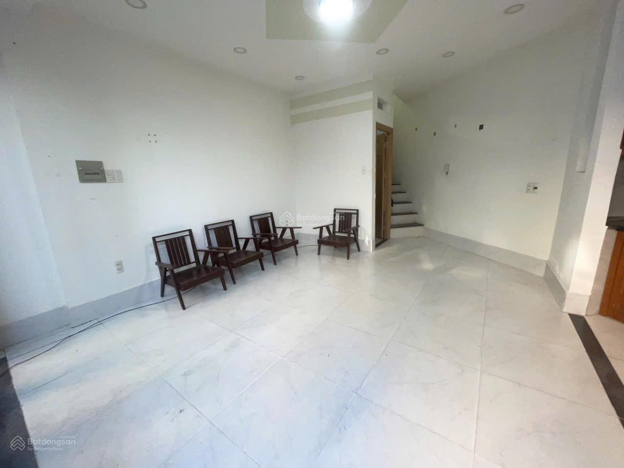 Hẻm xe hơi căn góc Him Lam Linh Chiểu 3.7 tỷ