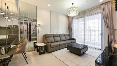 Thuê Saigon Royal 2PN 60m2 ban công nội thất mới 100% cao cấp sát Bến Vân Đồn quận 4 LH 0775 924 ***