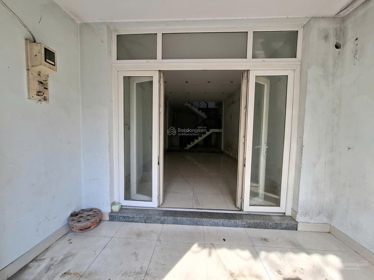 Cho thuê nhà MT 1 trệt, 1 lầu 4x16 đường Nguyễn Hậu, phường Tân Phú, Tp HCM