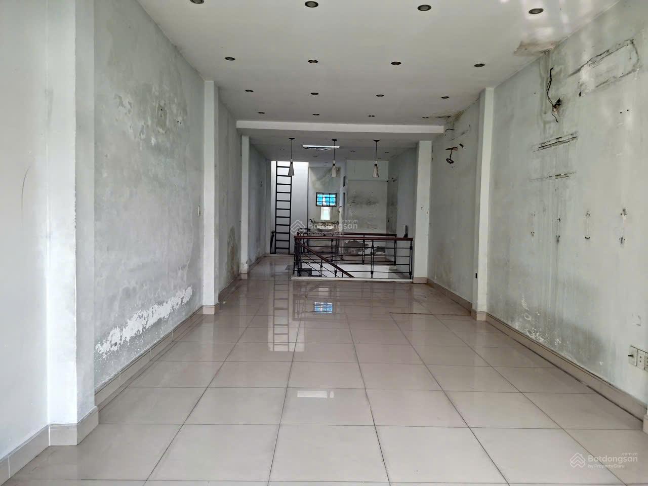 Cho thuê nhà MT 1 trệt, 1 lầu 4x16 đường Nguyễn Hậu, phường Tân Phú, Tp HCM