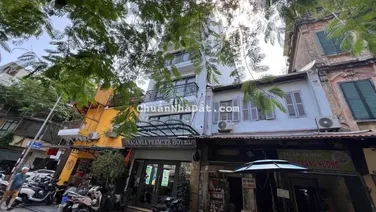 Siêu phẩm khách sạn phố cổ 160m2 - 8T - 30 phòng thiết kế indochina KD dòng tiền 8tỷ/n giá: 215 tỷ