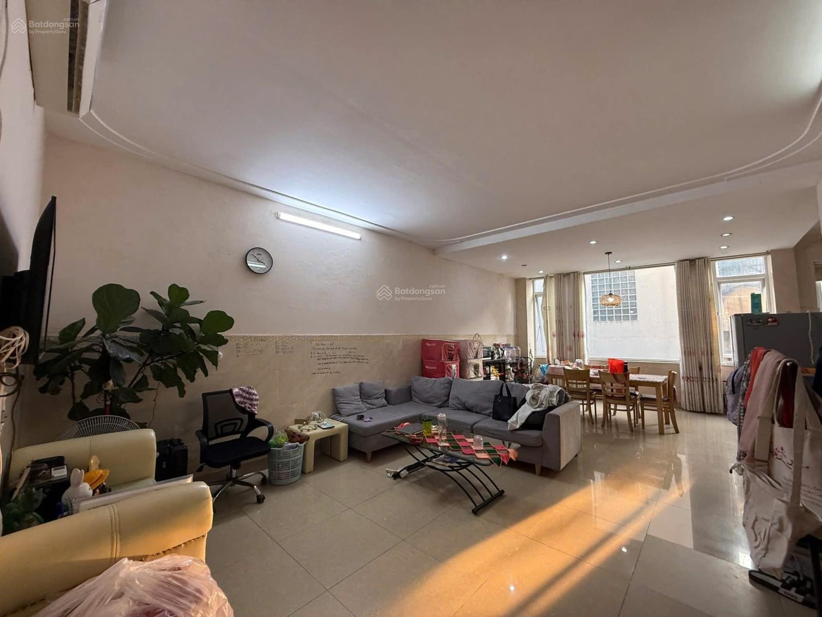 Tòa căn hộ cực đẹp phố Âu Cơ, Tây Hồ. Diện tích 130m2, 7 tầng thang máy, cách phố 30m, DT 100tr/th Tòa căn hộ cực đẹp phố Âu Cơ, Tây Hồ. Diện tích 130m2, 7 tầng thang máy, cách phố 30m, DT 100tr/th