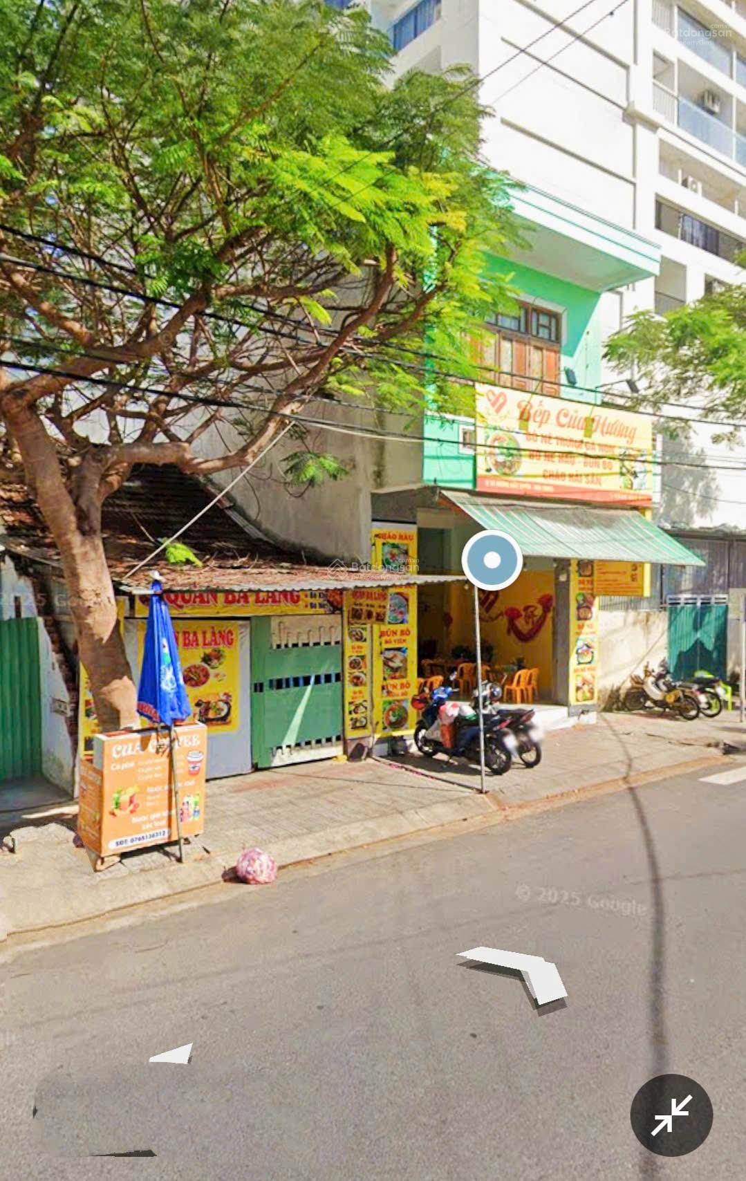 Mặt tiền Dương Hiến Quyền_ { hướng Tây Bắc / gần biển Ba Làng 180m }  Giá: 10,3 tỷ