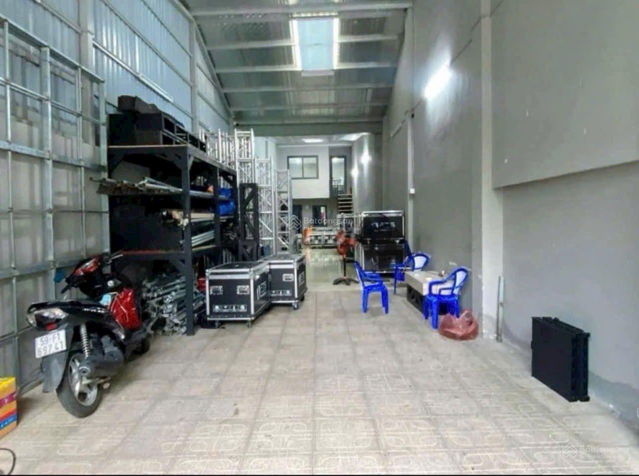 4.8X28M- HẺM 8M LẠC LONG QUÂN QUẬN 11- DÒNG TIỀN 20 TR/ THÁNG