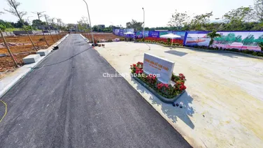 Chính chủ độc quyền bán 23 lô đất mặt hồ Xã Phú Cát Hoà Lạc vừa ra hàng, 100% thổ cư 3 tỷ/lô 120m2