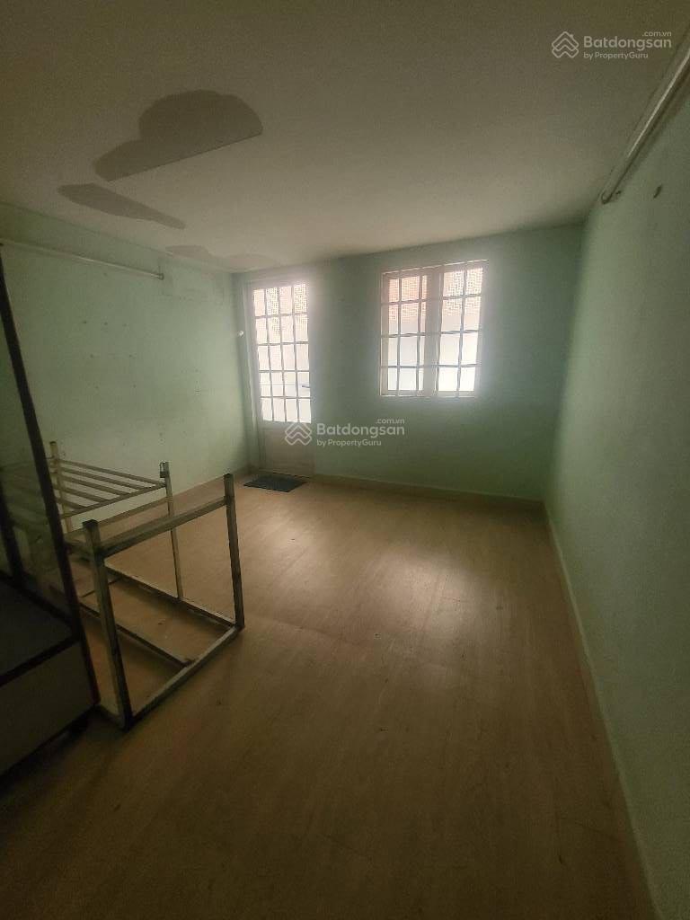 Bán rẻ nhà mặt tiền Lạc Long Quân Quận 11 Bán rẻ nhà mặt tiền Lạc Long Quân Quận 11