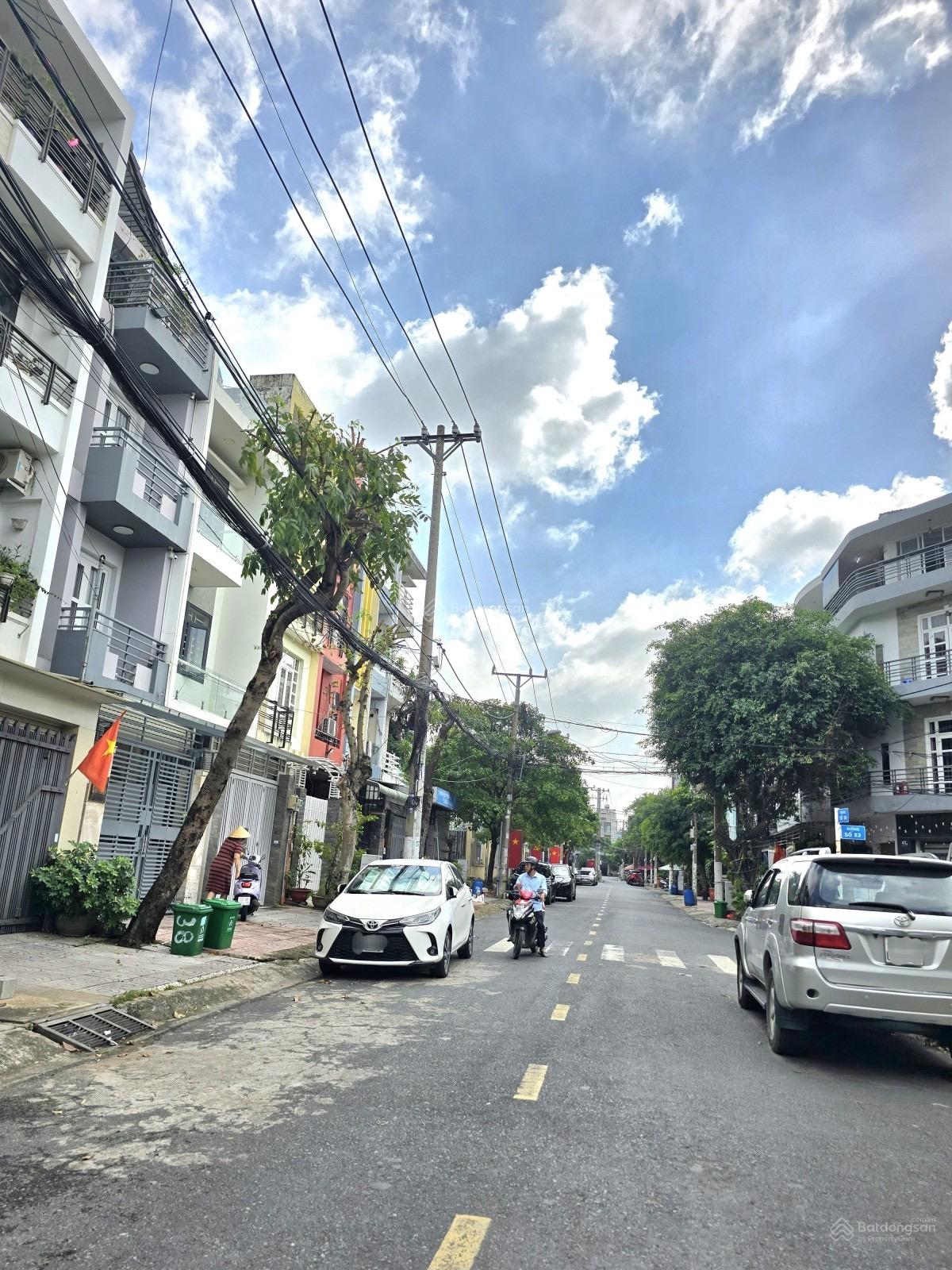 3 Tầng. KDC HimLam Linh Chiểu. Mặt tiền Kinh doanh tốt. SHR. Gấp bán: 9 tỷ rưỡi.