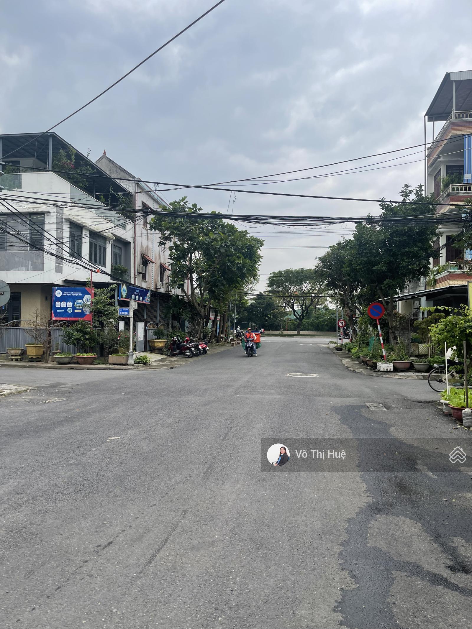 Hiếm! Đường 10m MT Đa Mặn Đông 5, Khuê Mỹ, Ngũ Hành Sơn đang có dòng tiền Hiếm! Đường 10m MT Đa Mặn Đông 5, Khuê Mỹ, Ngũ Hành Sơn đang có dòng tiền