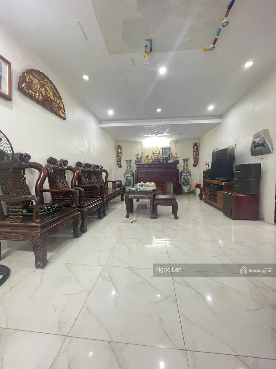 NAM ĐỒNG - HỒ ĐẮC DI SỔ ĐỎ 43/200 m2 GỒM 4 NGỦ 3W - 2 BAN CÔNG FULL , TẬP THỂ QUÂN ĐỘI - ĐỐNG ĐA