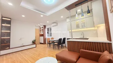 CÓ 102! Bán căn hộ tập thể Nghĩa Tân, lô góc, full nội thất, 65m, 2pn, 2wc giá 3.x tỷ.