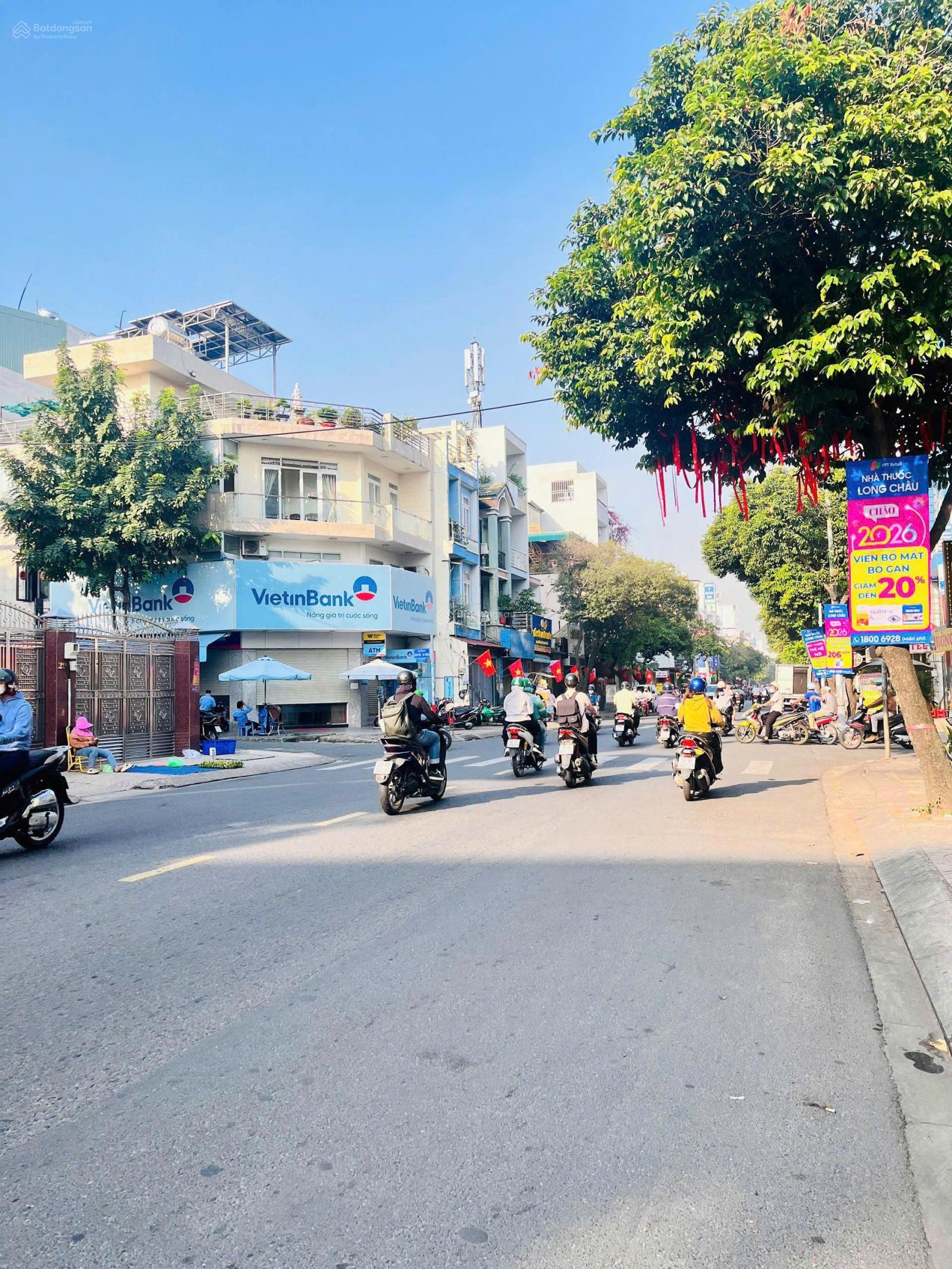 Bán nhà mặt tiền Trương Vĩnh Ký, DT: 4x18m - 2 lầu ST. Giá: 16.5 tỷ thương lượng