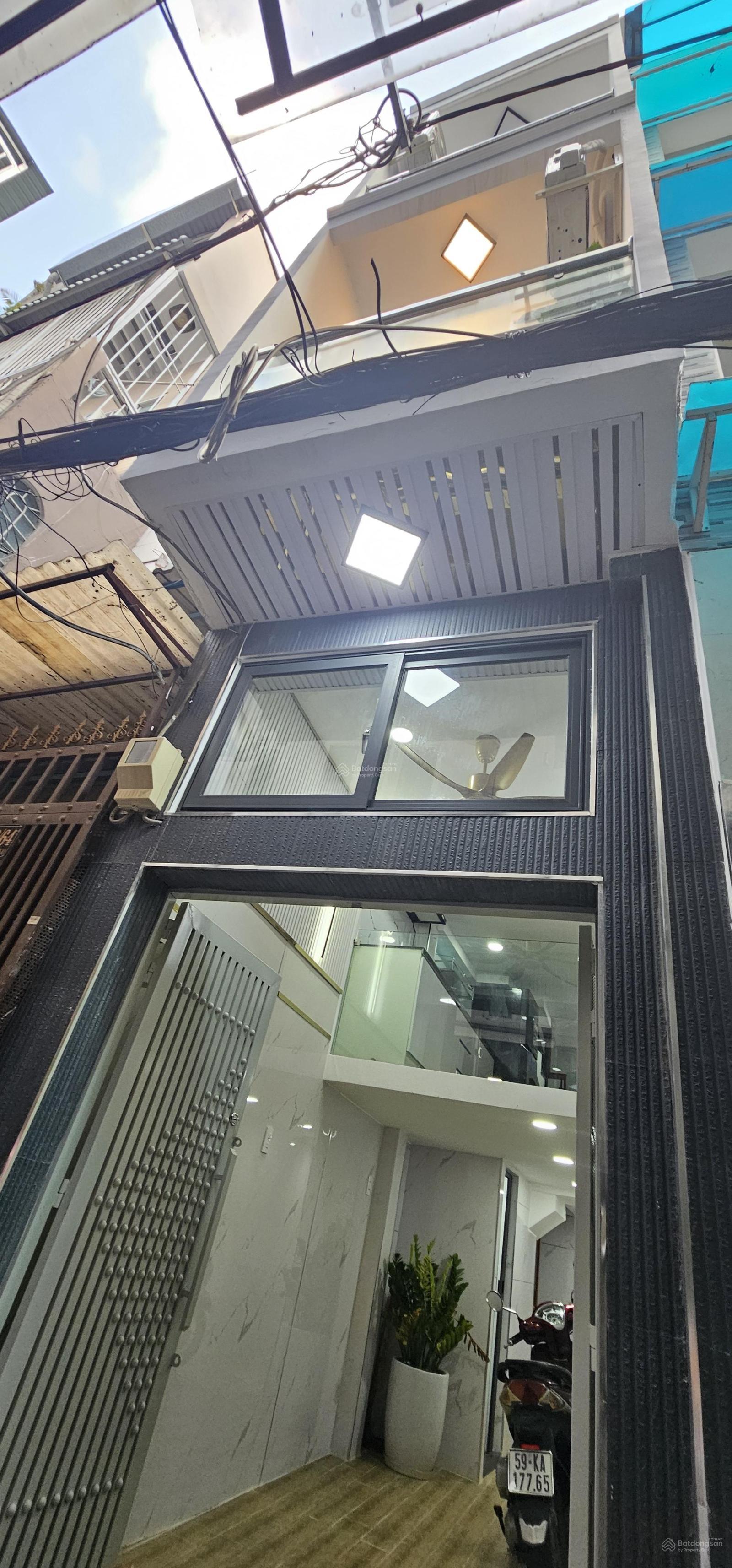 Q1, Nhà 6 tầng mới 100%, KQH, SHR, DTSD 73,3m cách mặt tiền đường lớn 50m chỉ 4 tỷ 200 tr