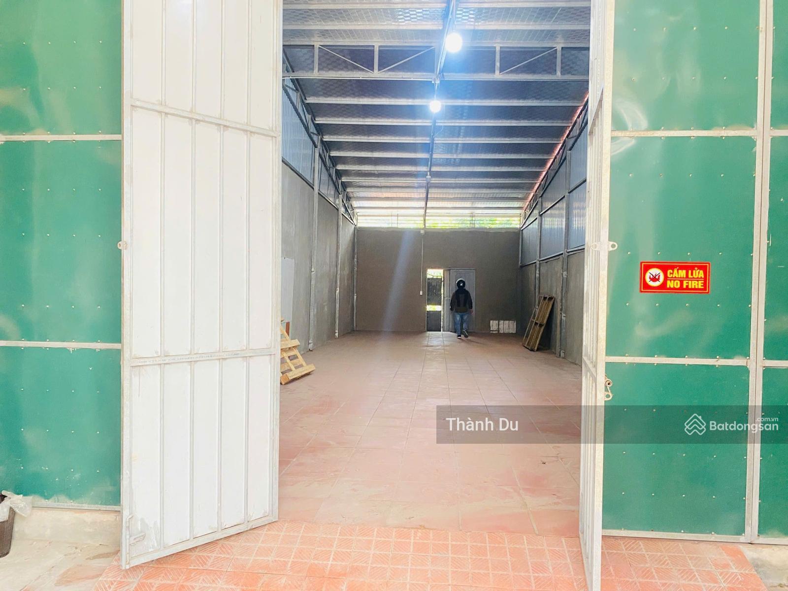 Cho thuê kho xưởng Thạch Bàn - Long Biên 120m2 giá 9 triệu / tháng Cho thuê kho xưởng Thạch Bàn - Long Biên 120m2 giá 9 triệu / tháng