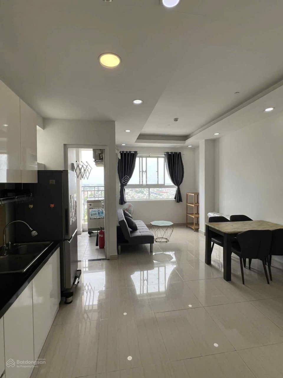 Cho thuê căn hộ 2 phòng ngủ 2wc đầy đủ nội thất giá 11 triệu ở liền Moonlight Park View đường Số 7