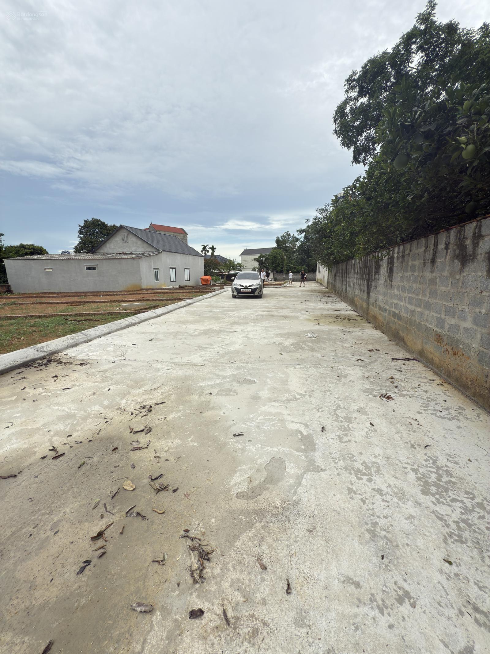 Chính chủ cần bán dt 100m2 đất full đất thổ cư - mt 5,90m hậu bằng nhau 0929 293 ***