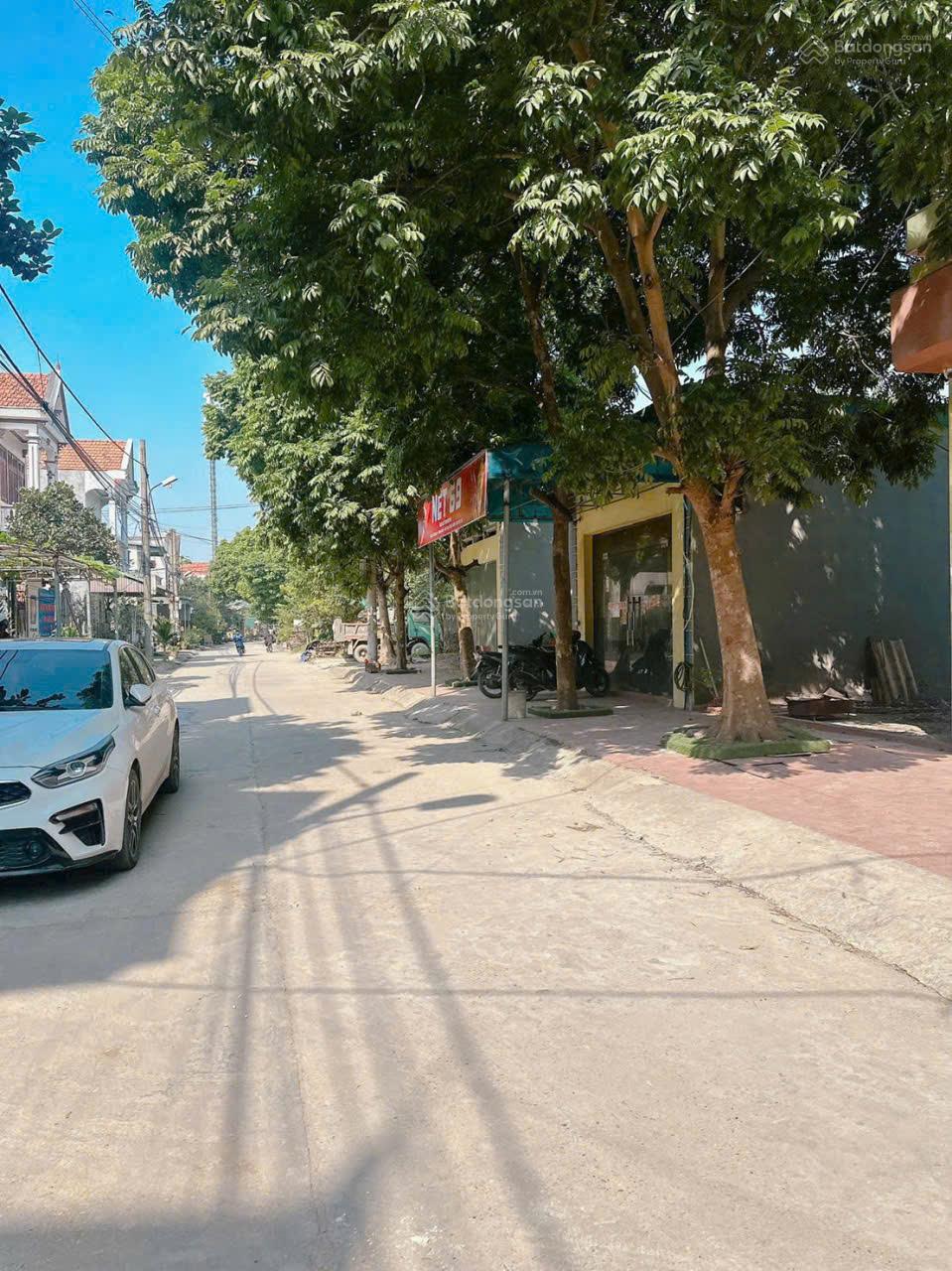 Cần bán lô đất thuộc phường Bạch Hạc, TP Việt Trì cũ. Sẵn cho thuê 1.7tr/tháng