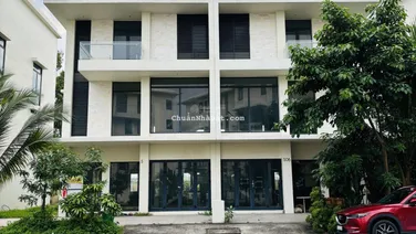 Cho thuê BT 321m2 sàn tiện vừa ở vừa KD