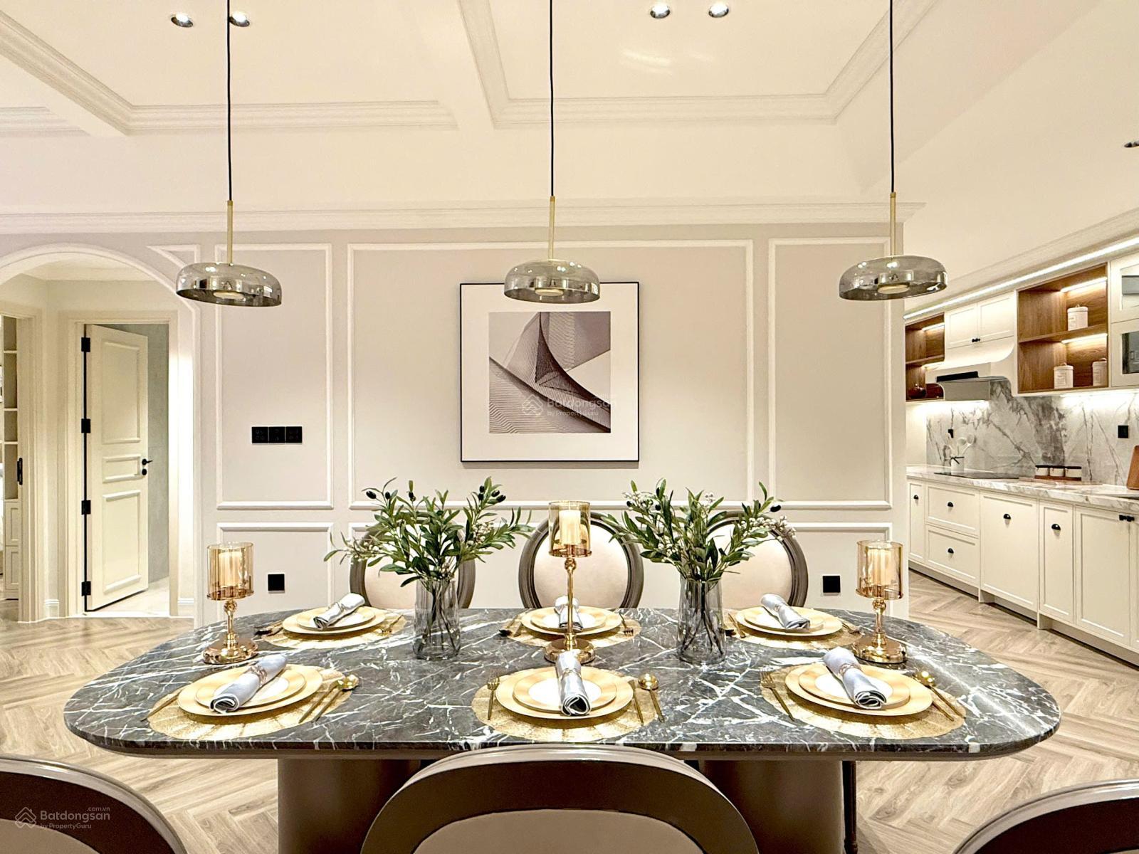 Cần bán gấp Mỹ Đức đường Nguyễn Đức Cảnh PMH Q7, 110m2, 3PN, 2WC, phong cách bán cổ điển nhà đẹp