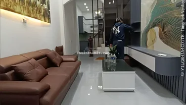 Em tôi bán nhà đẹp tự xây đủ hết nội thất sẵn ở - 38m2 - 5 tầng - ngõ 3 gác tránh chỉ 8.3 tỷ