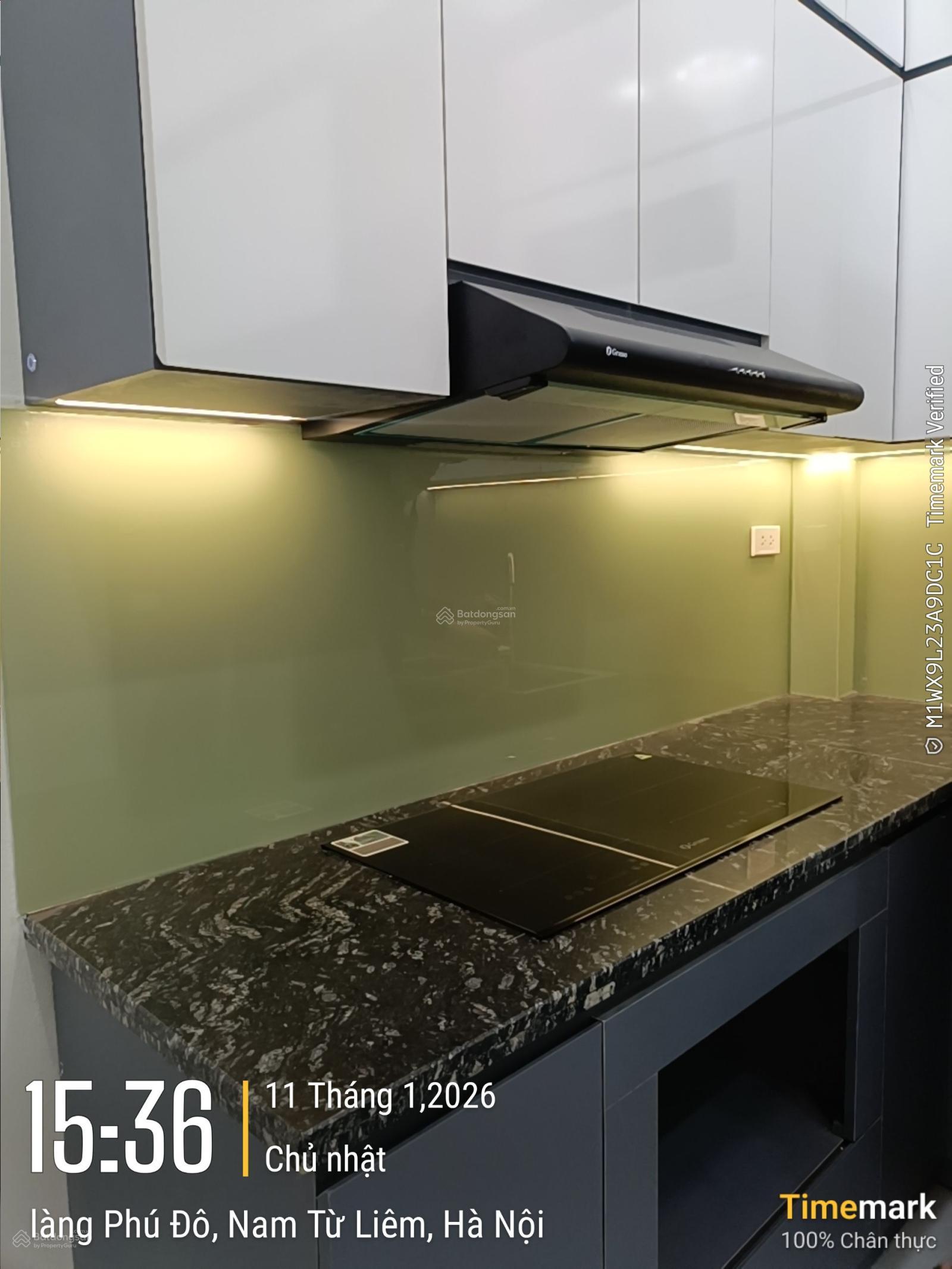 Em tôi bán nhà đẹp tự xây đủ hết nội thất sẵn ở - 38m2 - 5 tầng - ngõ 3 gác tránh chỉ 8.3 tỷ