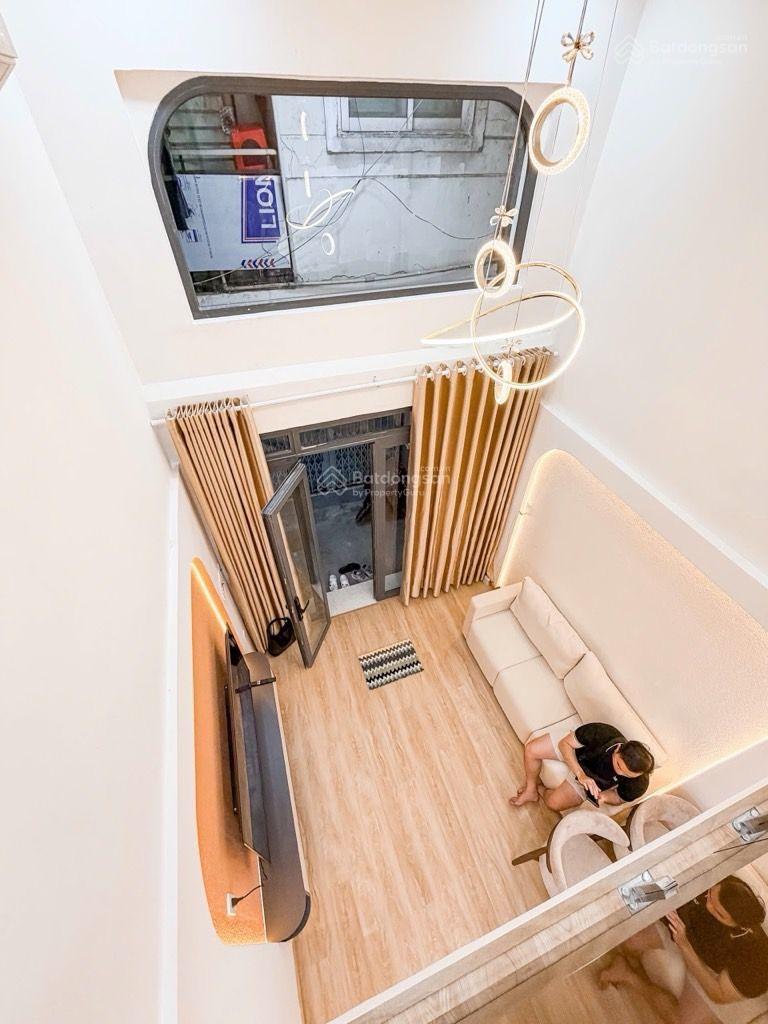 NGAY HÀNG XANH HẺM XE HƠI 10M XÔ VIẾT NGHỆ TĨNH 3 TẦNG NHÀ MỚI VÀO Ở NGAY GIÁ 5.6 TỶ