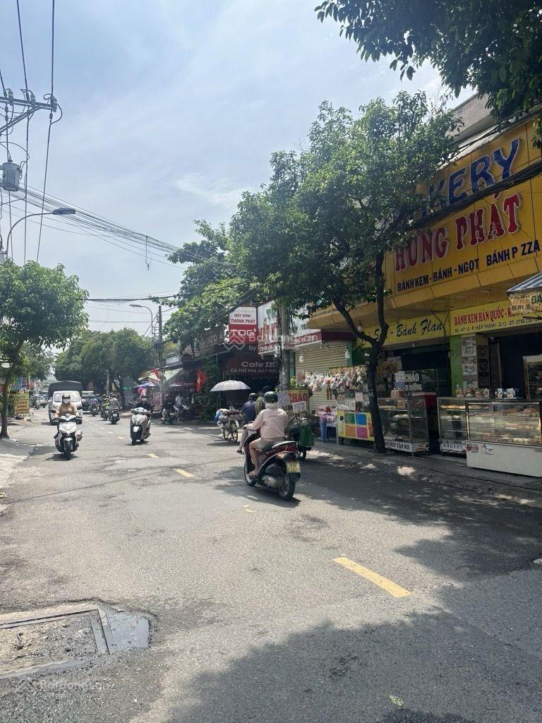 Bán nhà MTKD Trung Mỹ Tây, Nguyễn Ảnh Thủ Quận 12 - 205m2 - 3 tầng, chỉ 12,99tỷ