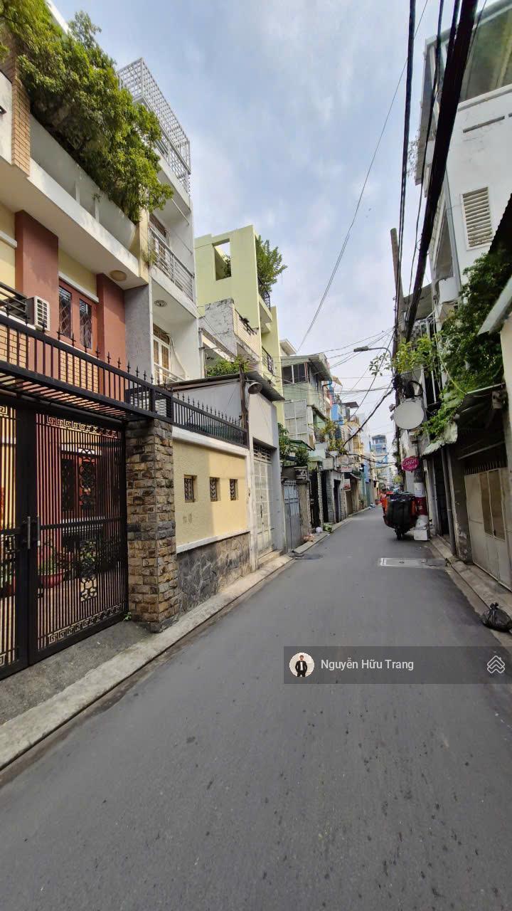 CHDV MT NỘI BỘ HOÀNG SA - THÔNG CÁCH MẠNG THÁNG 8 - 48M2 - 11 CHDV - DÒNG TIỀN ỔN ĐỊNH 37TR/TH CHDV MT NỘI BỘ HOÀNG SA - THÔNG CÁCH MẠNG THÁNG 8 - 48M2 - 11 CHDV - DÒNG TIỀN ỔN ĐỊNH 37TR/TH