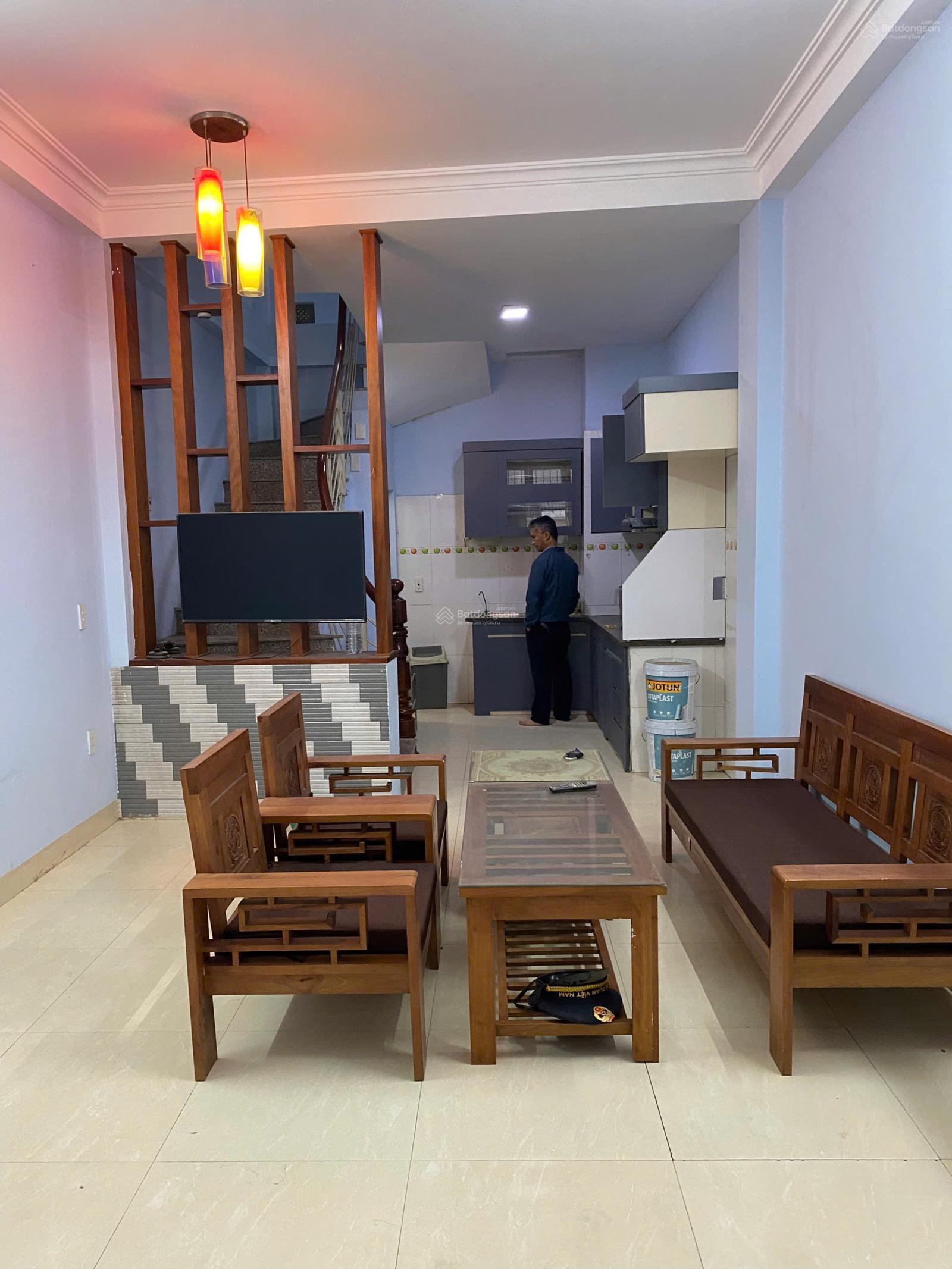 Chủ cần tiền bán gấp nhà Ngọc Thuỵ, dân xây giá đầu tư 38m2 5tầng 7 tỷ 2. Hàng xóm Khai Sơn Hill