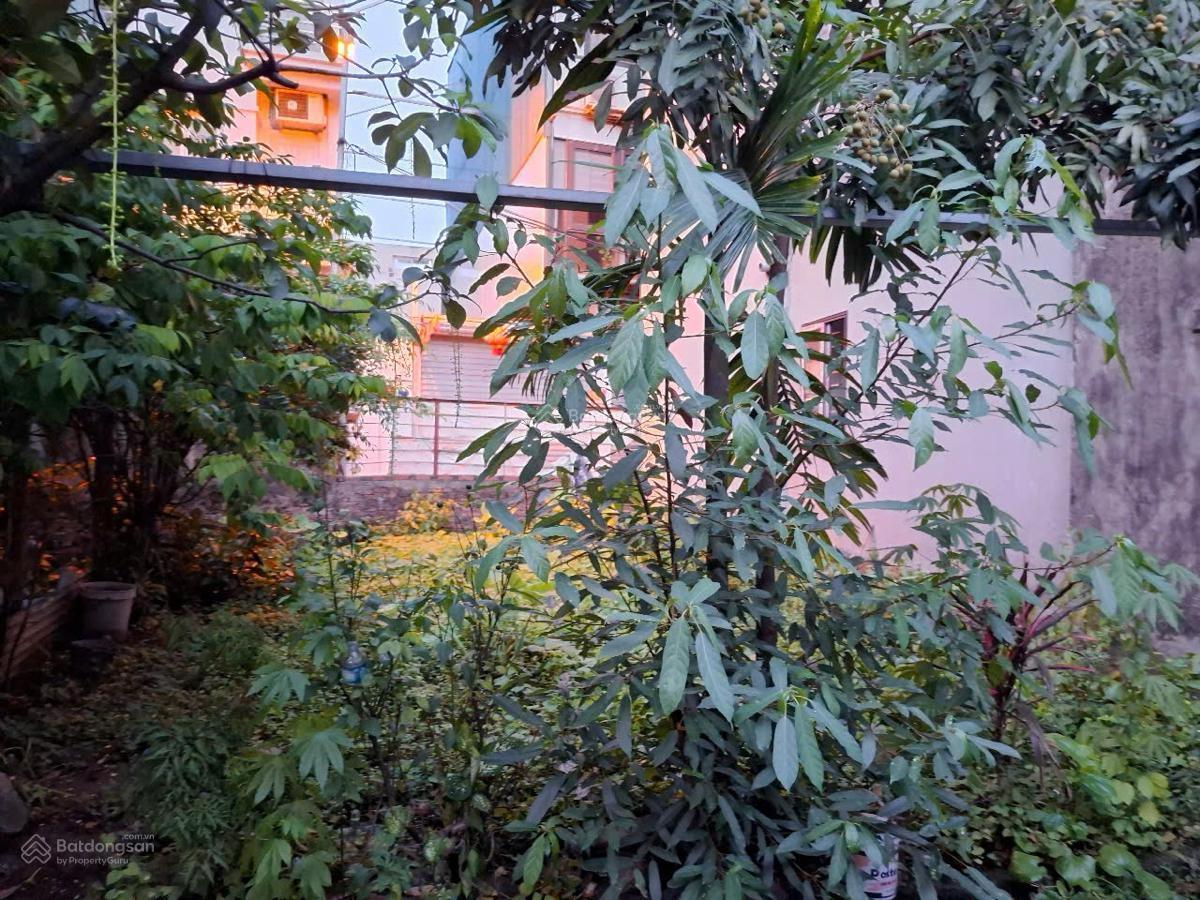 Bán đất Vĩnh Hưng - Lĩnh Nam, 112m2 mặt tiền 6.5m, xây ccmn tầng 4-5p cực đẹp, gần phố, giá 12.5 tỷ