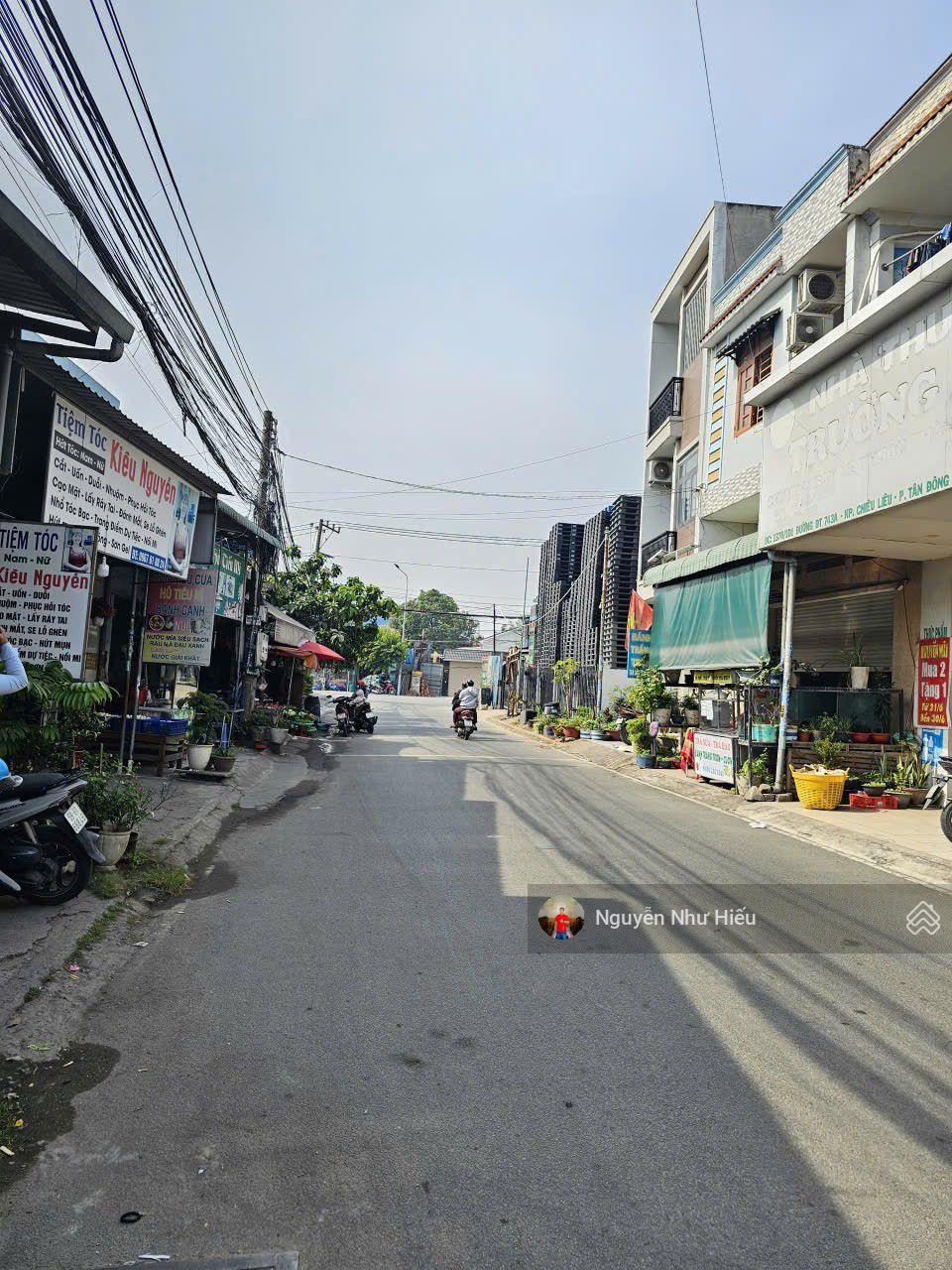 Bán đất MT đường Vũng Thiện gần cổng chung cư P. Tân Đông Hiệp TP. Dĩ An