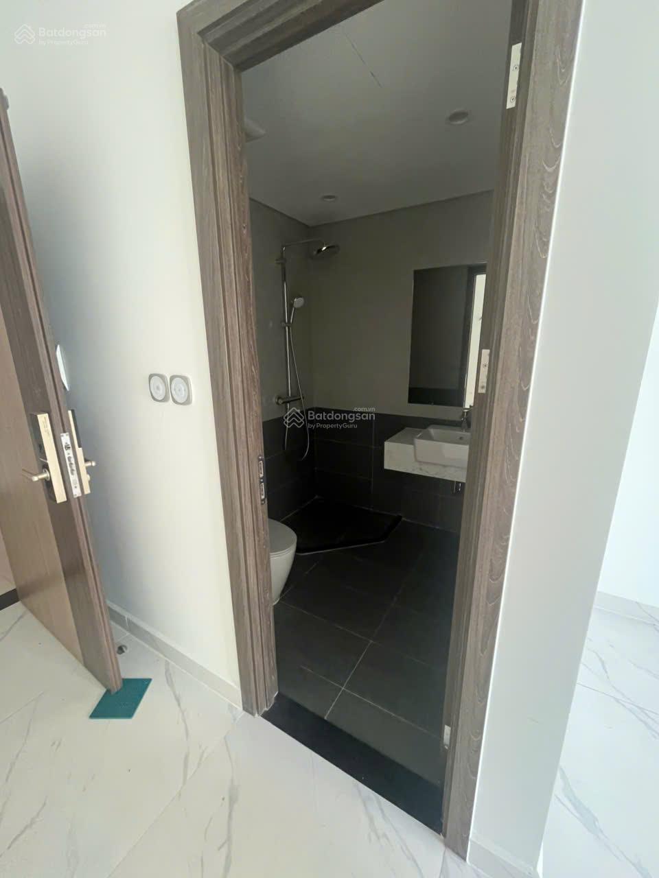 60m2 - Giá 2.76 tỷ giãn trả 6 tháng - Officetel sổ hồng lâu dài MT Q9